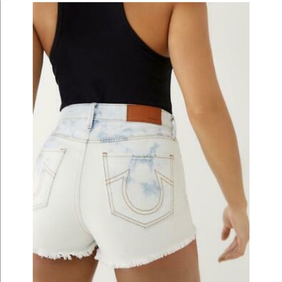 True Religion Shorts Ultra High Rise Fray Hem White Whisper Destroy Size 28 NWT - Picture 3 of 10